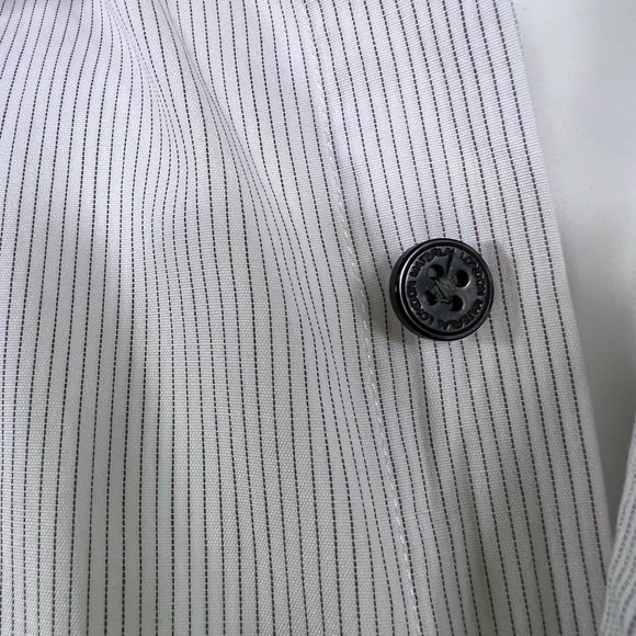 MATERIAL LONDON, 100% COTTON MENS LONG SLEEVES WHITE SHIRT WITH THIN STRIPES - Picture 7 of 13